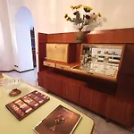 Spacious Historic F1 Gravedona