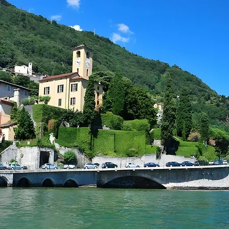 Spacious Historic F1 Gravedona