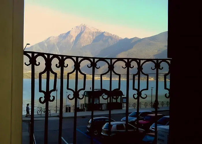 Spacious Historic F1 Appartement Gravedona