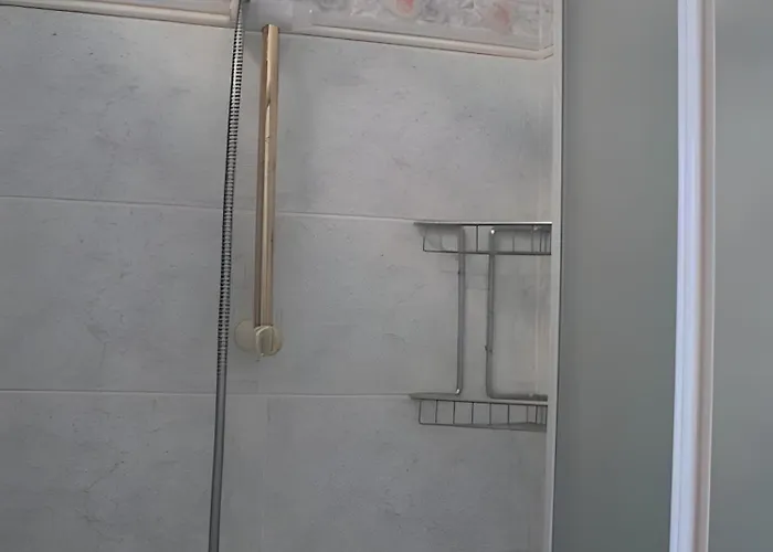 Spacious Historic F1 Appartement *