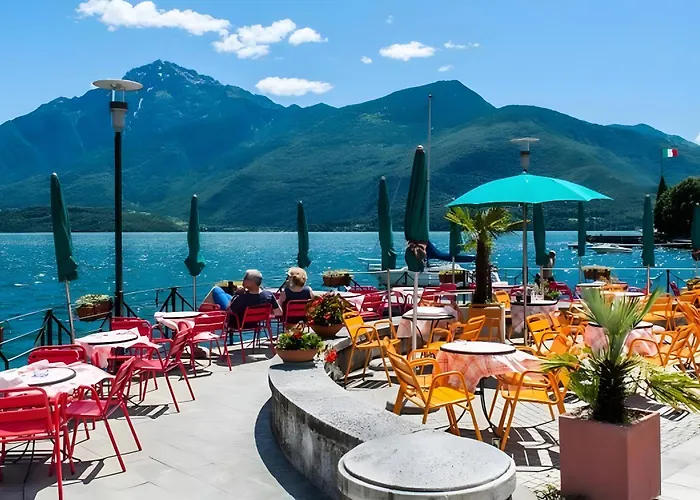 Spacious Historic F1 Appartement