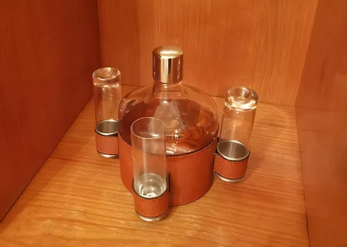 Spacious Historic F1 Граведона